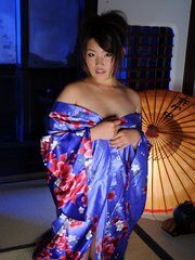 Great looking Japanese girl Nene Nagasawa in a amazing blue kimono